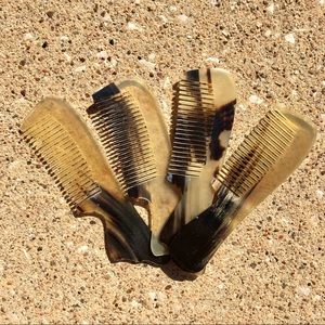 Medium tooth hair combs - set of 4